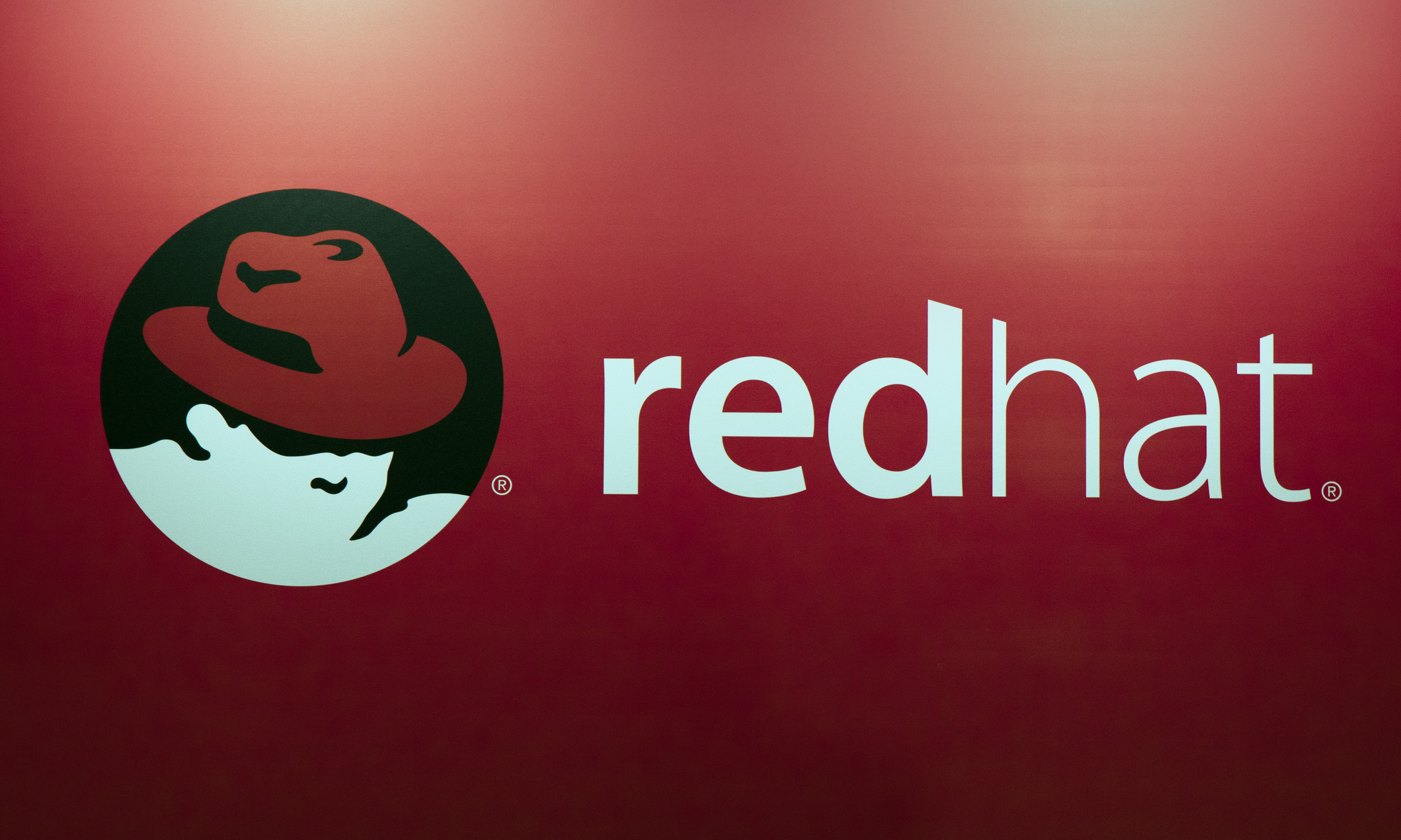 RedHat Logo